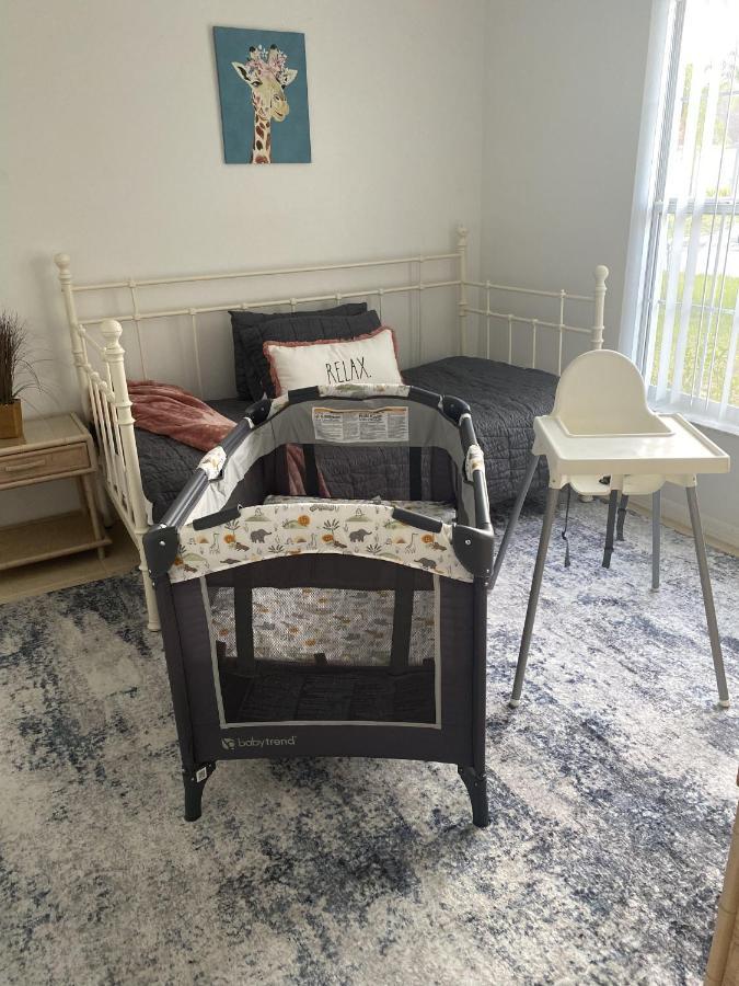 Home From Home 5 Bedroom Villa ダベンポート エクステリア 写真